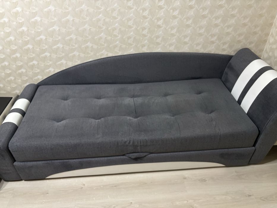 Диван 200х90 см