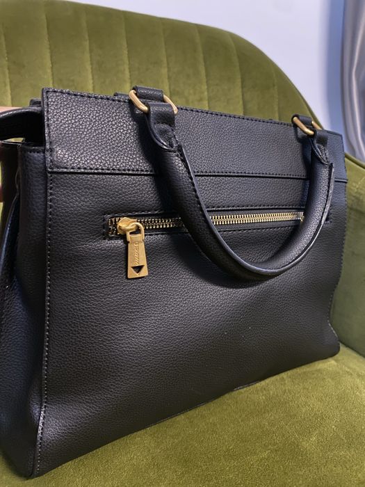 Geanta guess neagra