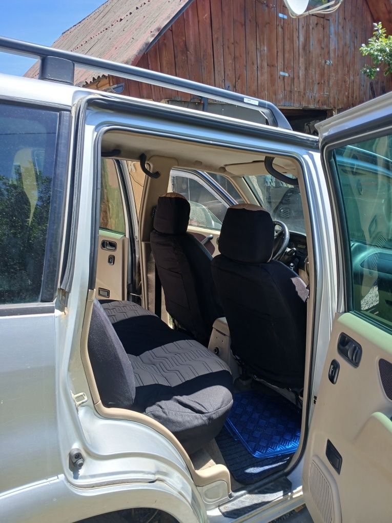 Vând nissan terano 2