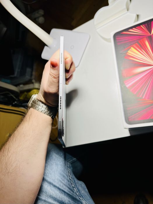 Ipad pro 11 inch gen 4 M2 128 gb impecabila