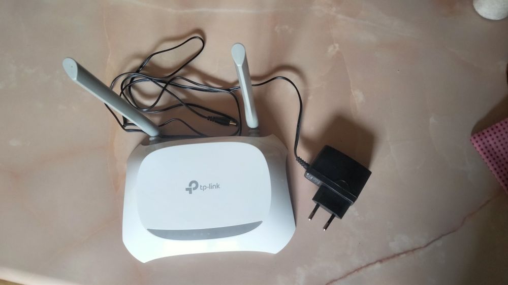 Wi-Fi роутер N300