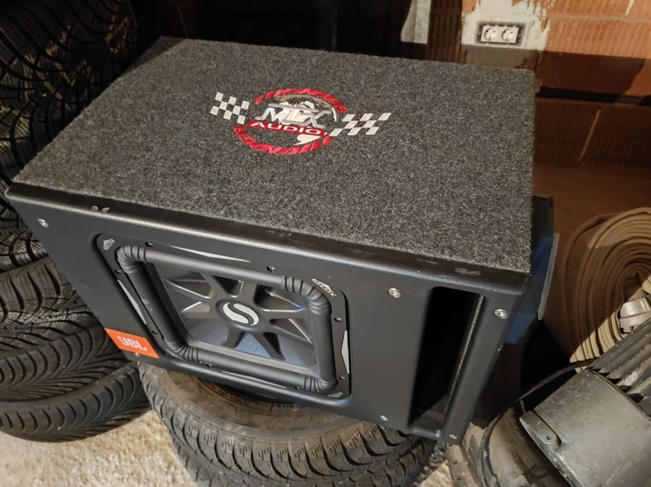 Subwoofer kicker L7 difuzor pătrat+statie JBL 1kw nou