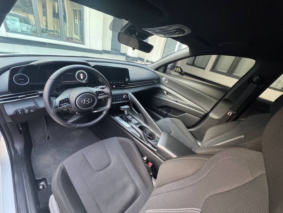 Hyunadi Elantra sotiladi