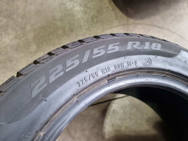 225/55/18 PIRELLI 4бр