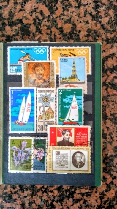 Намаление! Класьор с пощенски марки