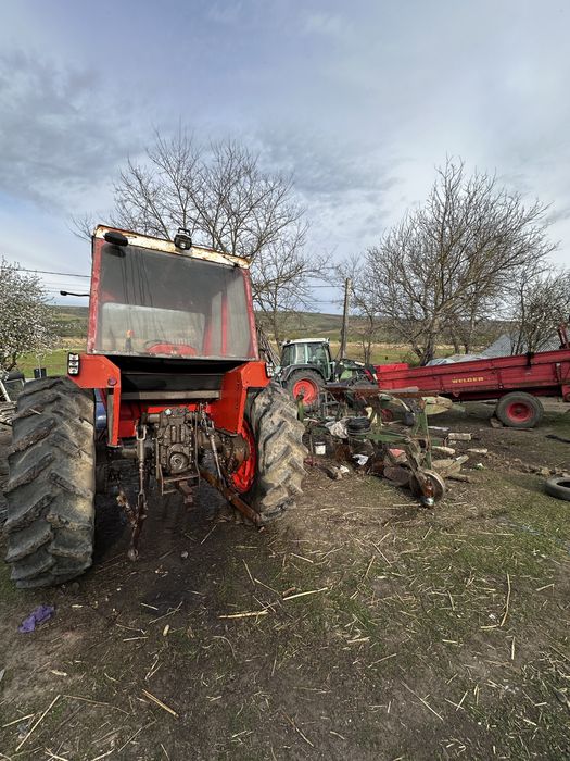 Vand sau Schimb Tractor cu Auto