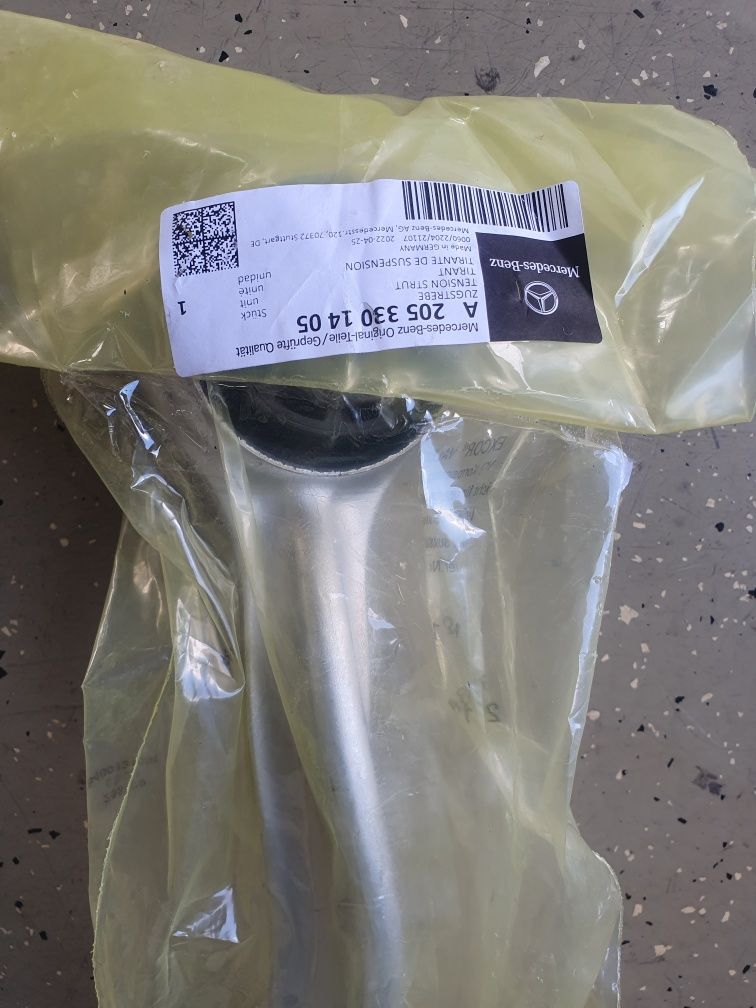 2 Brate fata noi originale Mercedes C,E,CLS Class 2017-2020