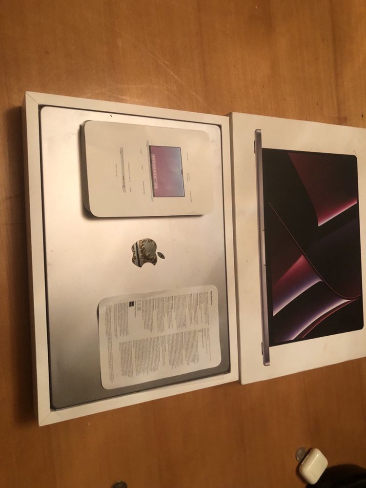 Macbook m2 pro 16-inch/1 tb