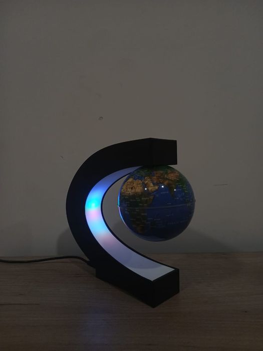 Продам ночной светильник.Состояние почти новое