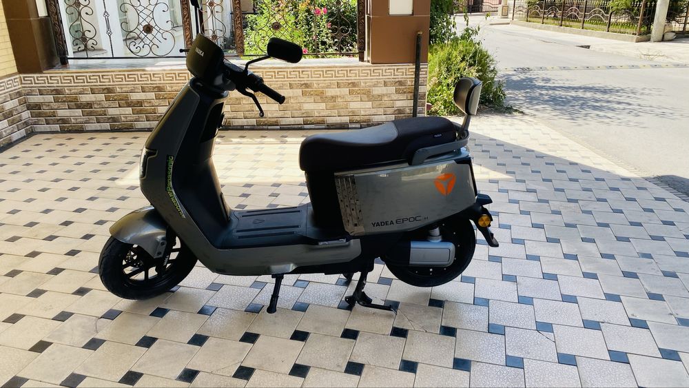 Yadeya Epok H skuteri Obmen bor faqat tigr skuter x maxga oladigan tel