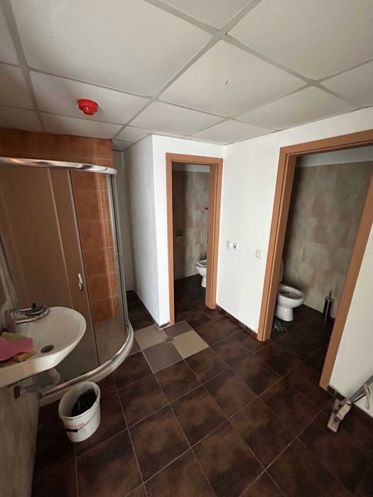 Отдавам офиси под наем