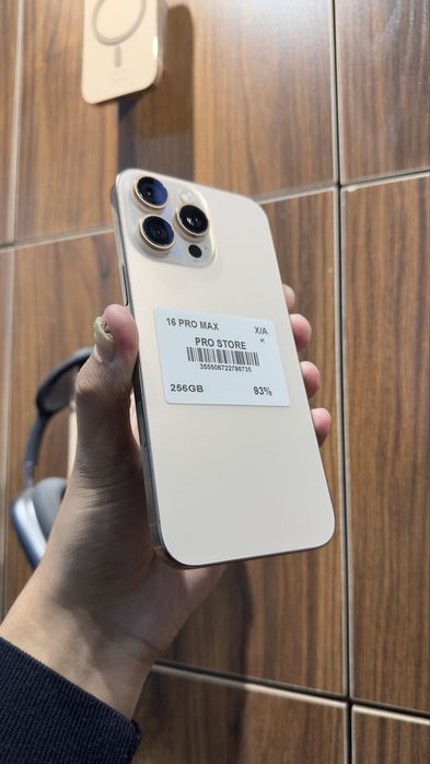iphone 16 pro max 256gb 93% Naxt va Nasiya savdo