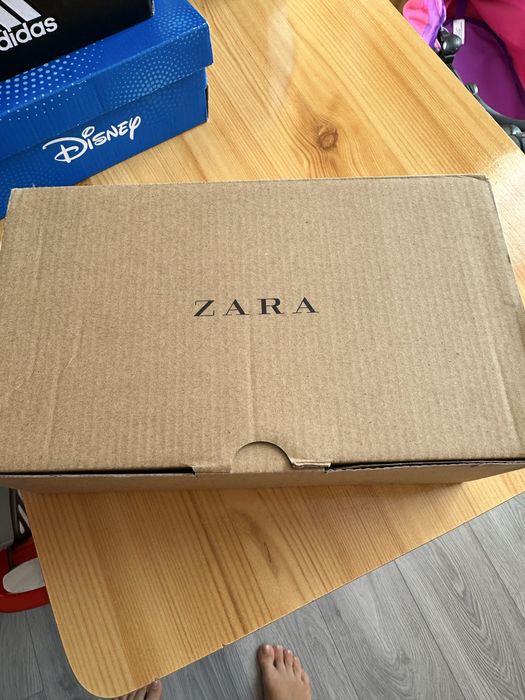 Pantofi zara nr 33 piele