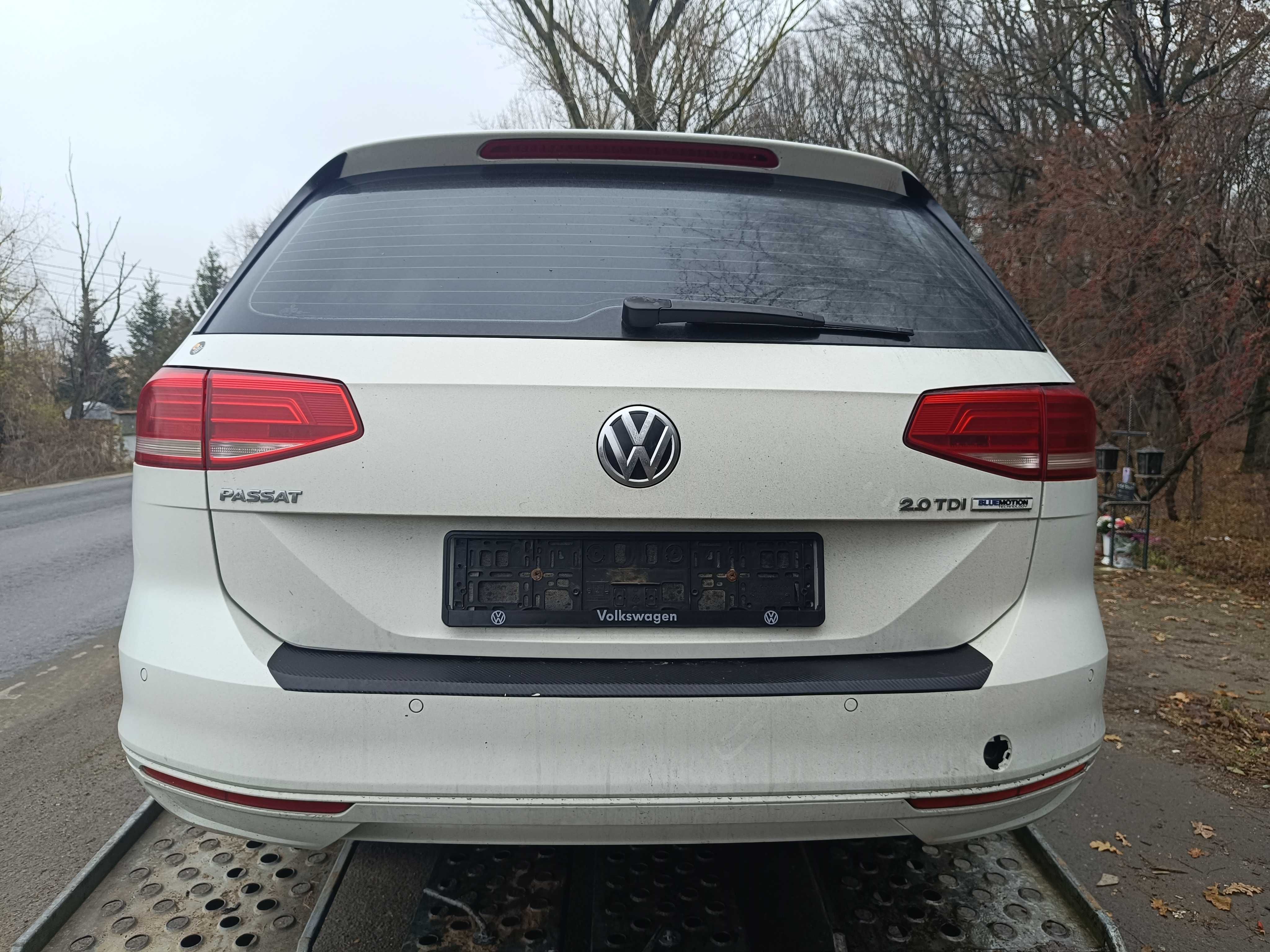 Bara spate Volkswagen Passat B8 break spoiler spate Volkswagen Passat