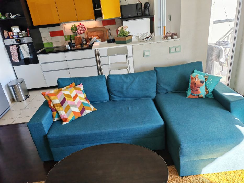 Canapea colțar extensibila utilizată stare ok. Bonus covor mare gratis