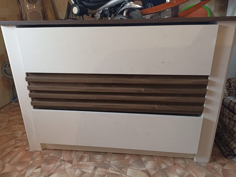 Продам комод с тремя секциями