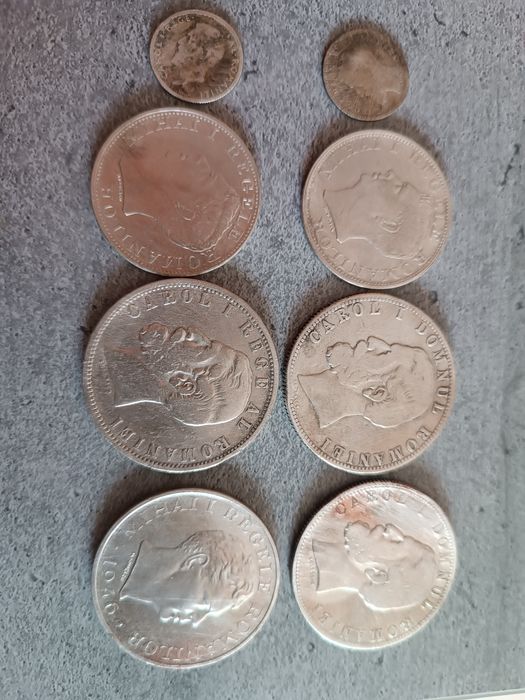 Monezi vechi de vânzare
