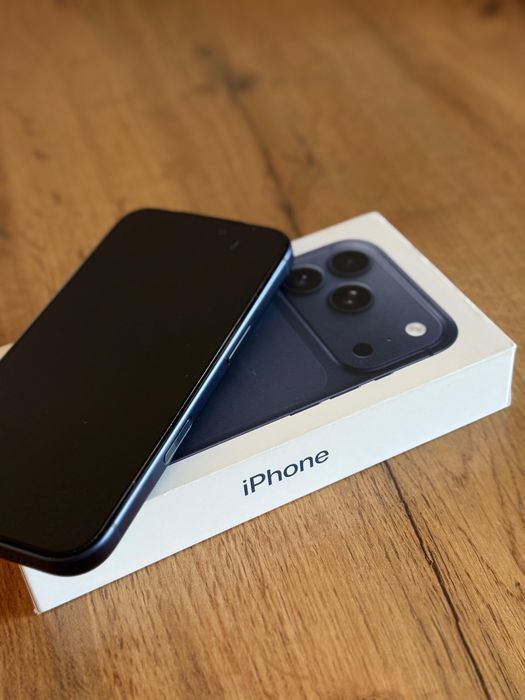 Продам iphone 17 pro,256 gb,в цвете blue