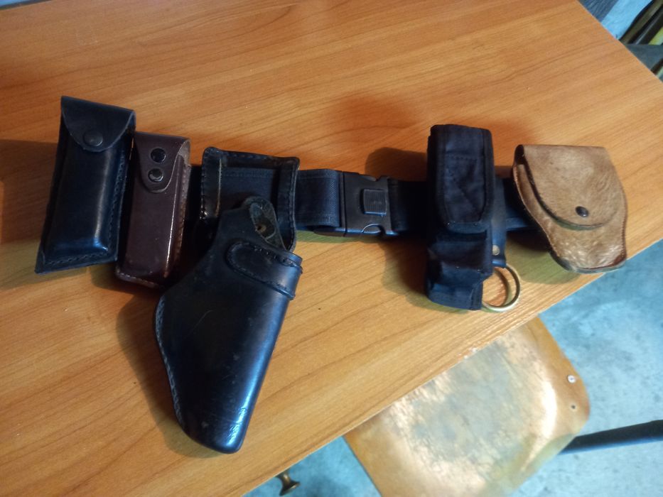 Тактически колан с кобури и Тактически елек