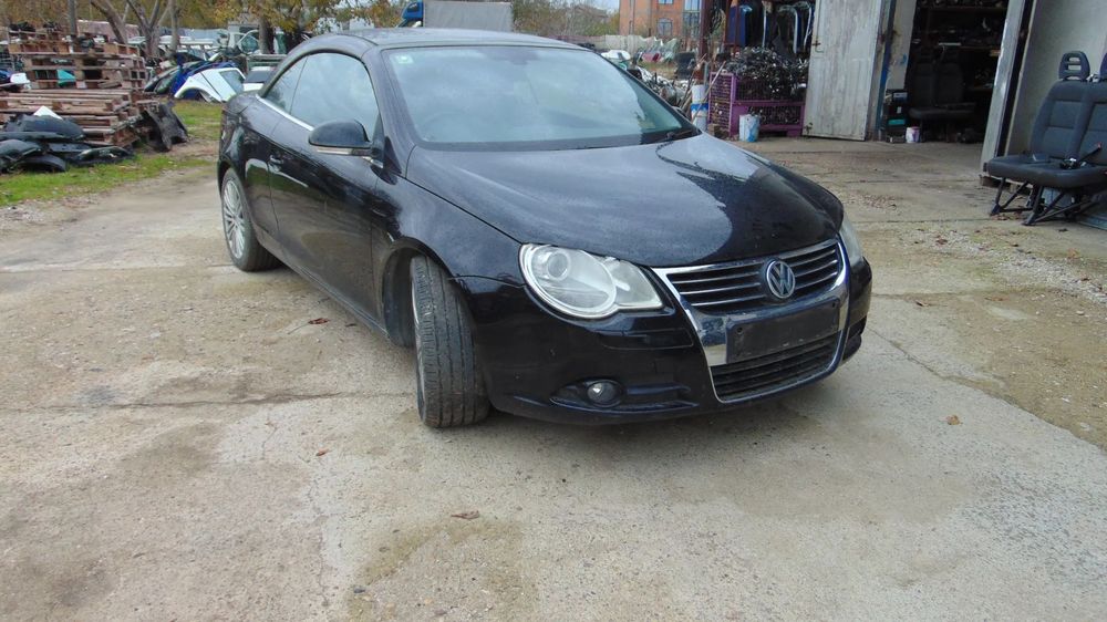 Dezmembrez VW Eos 2.0 benzina cabrio cutie manuala