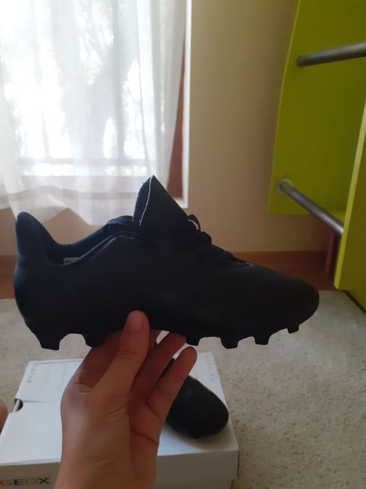 Нови Adidas Predator Foot Ground бутонки