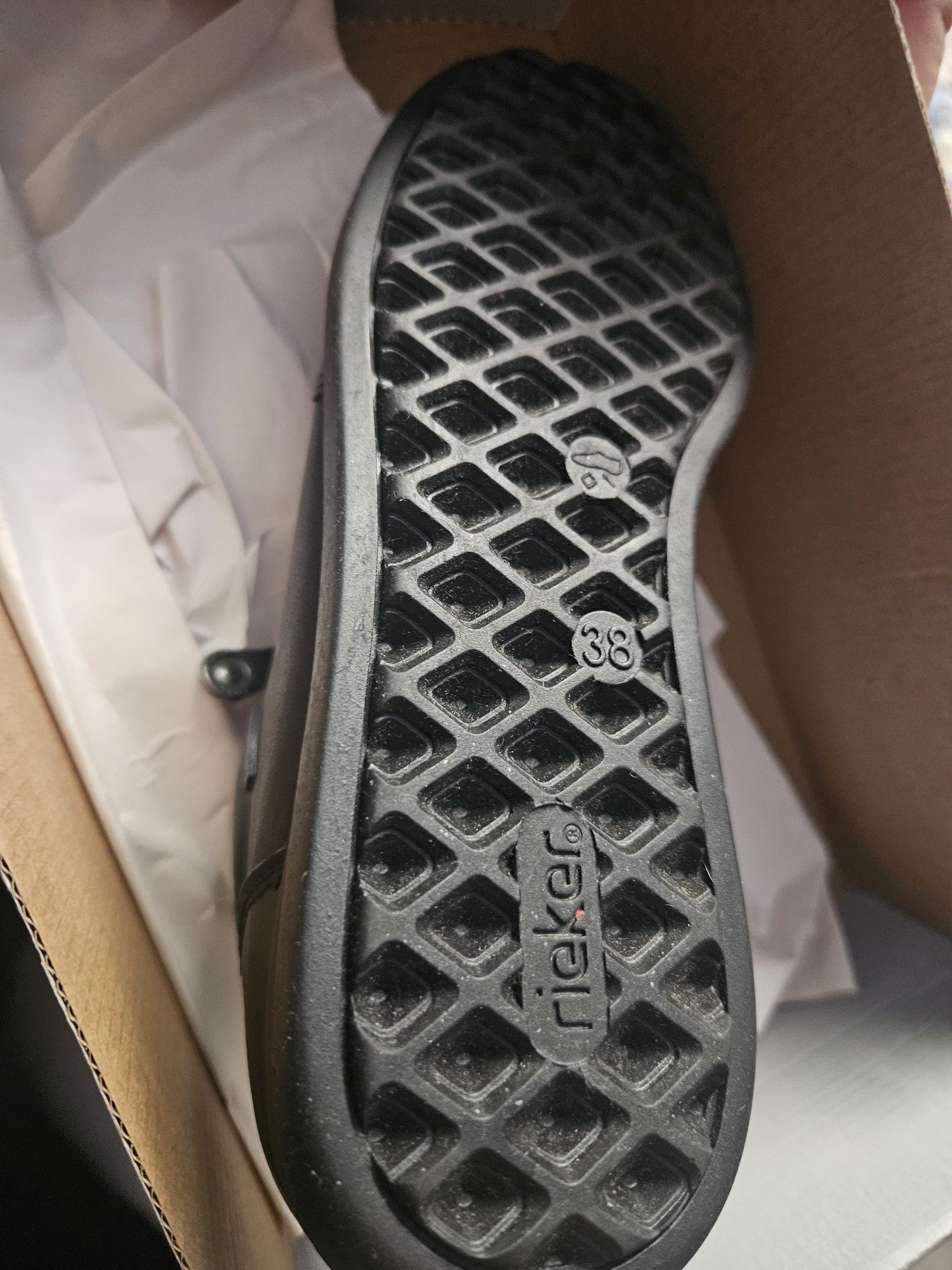 Pantofi piele Rieker nou nouti, mărimea 38