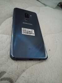 Vând Samsung S9 +