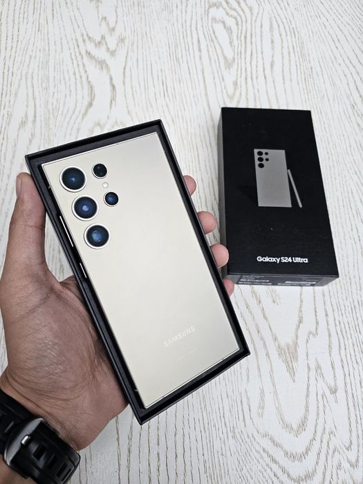 S24 Ultra 1,050,000 sum 12 oy