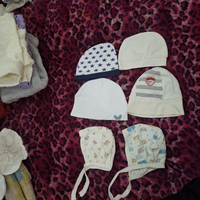 Продам детские вещи от 1 до 6 месяцев