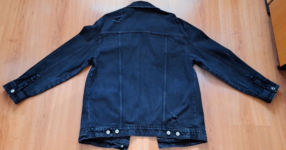 Geaca din denim, Stradivarius