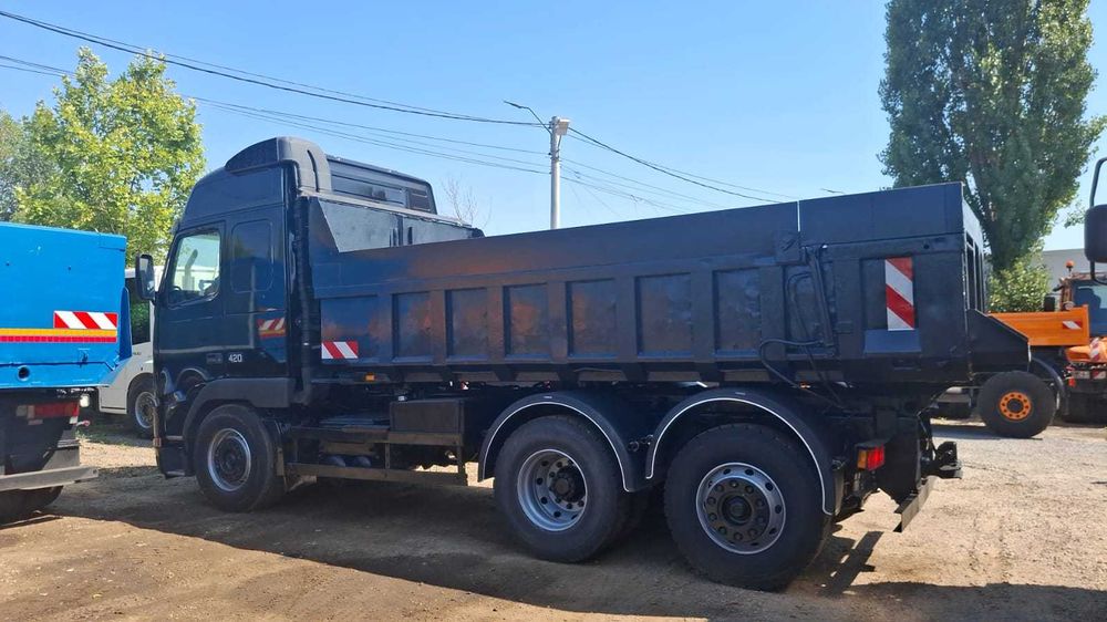 Basculanta Volco 6X2