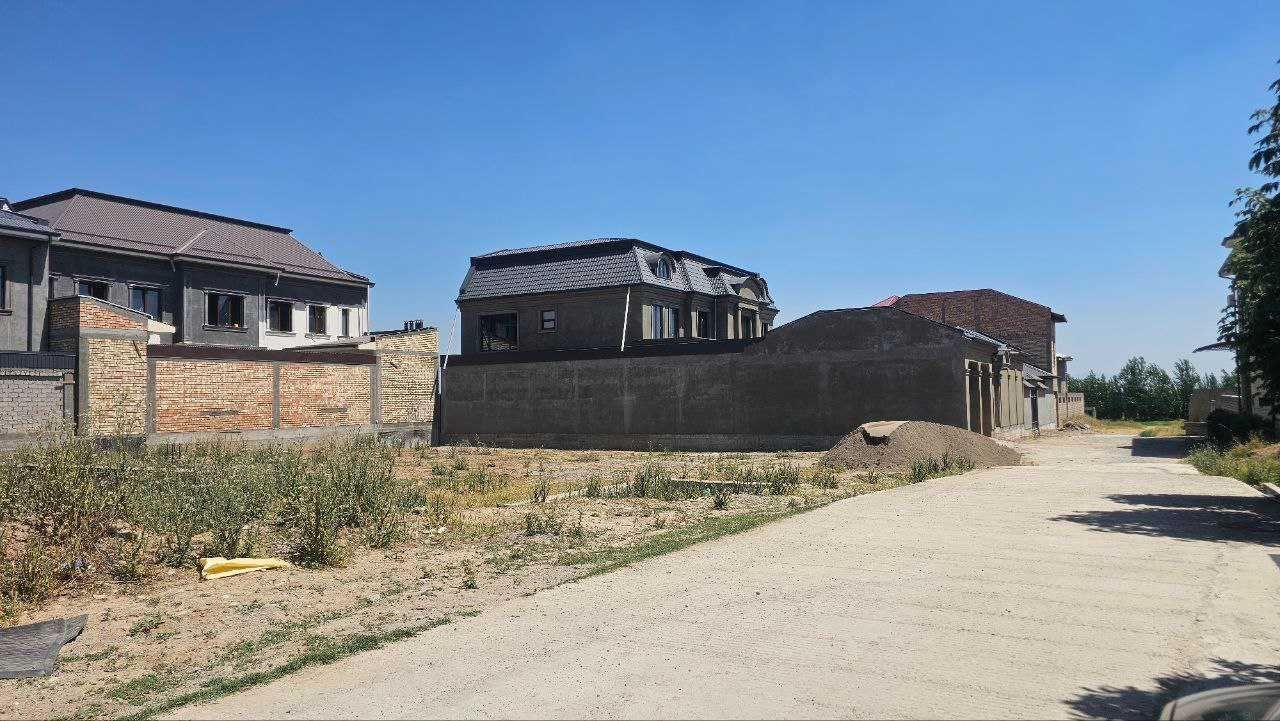 Продаётся 6 соток земли на Дурмоне(махалля Бахор), 30тыс$ за сотку
