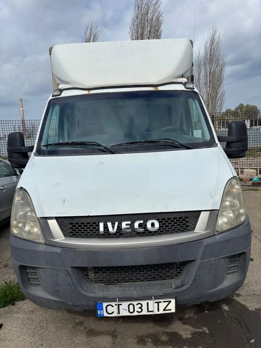 Iveco Daily 35S13 Duba cu lift la spate