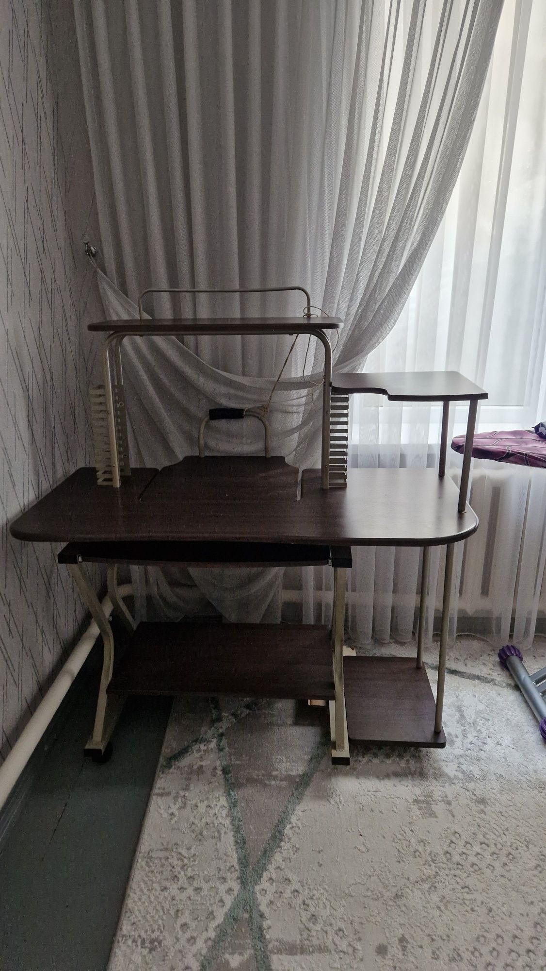 Компютерный стол