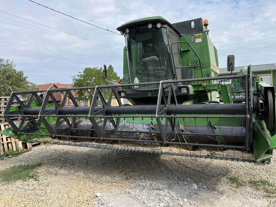 Combina John Deere
