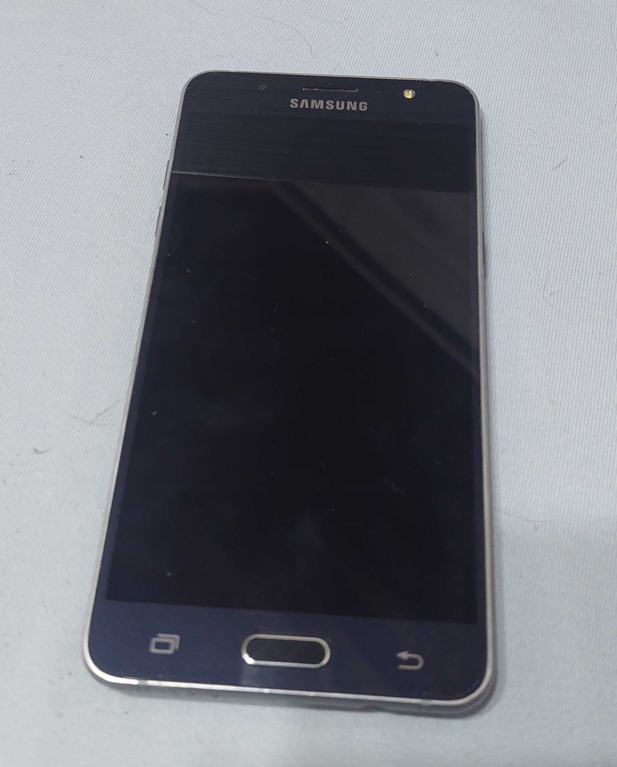 Samsung Galaxy J5(6)