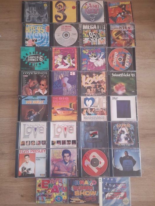 Lot 30 Cd originale stare foarte buna ani 90