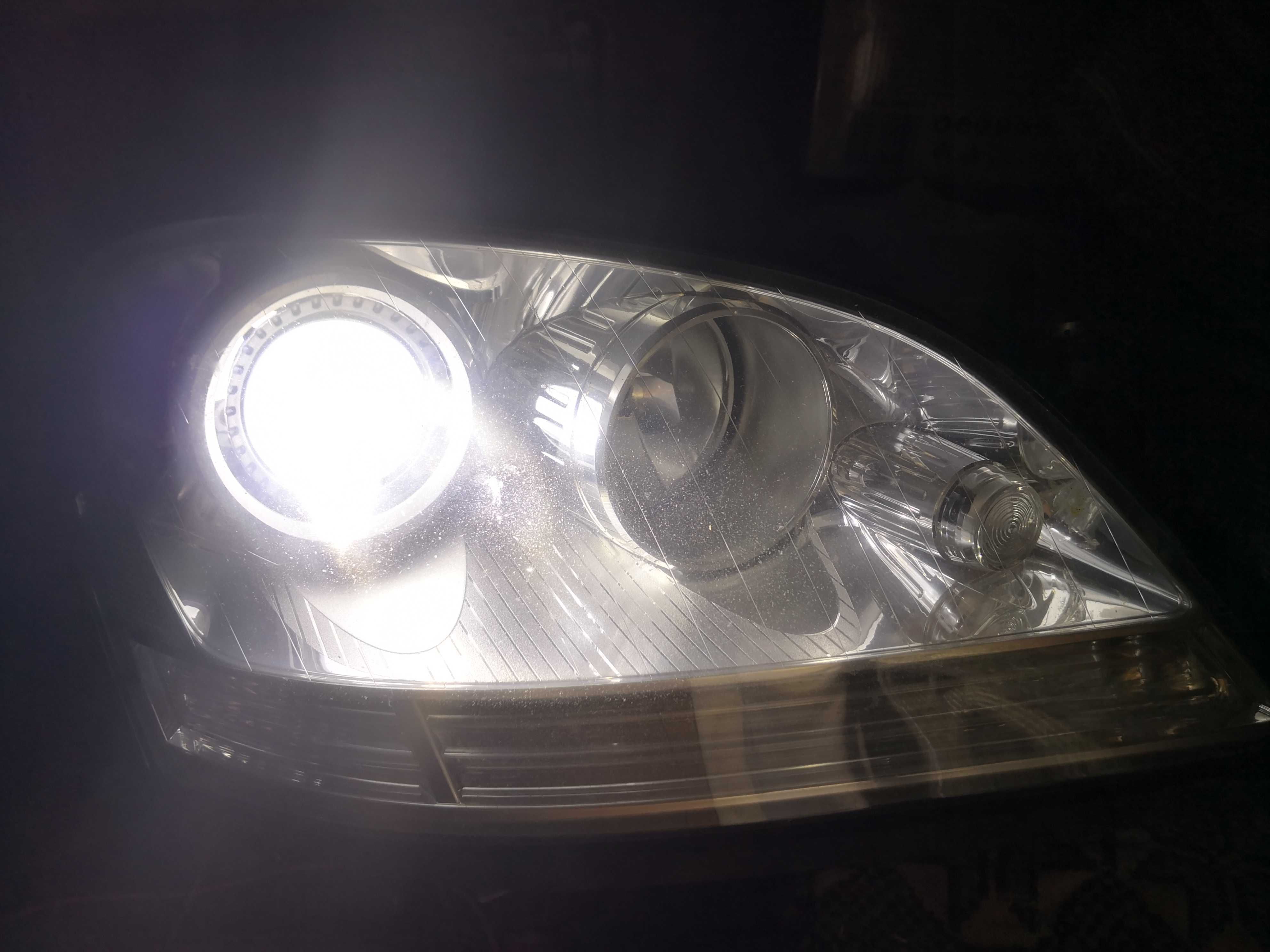 Фар Mercedes ML W164 Xenon десен/Фар Мерцедес МЛ W164 Оригинален