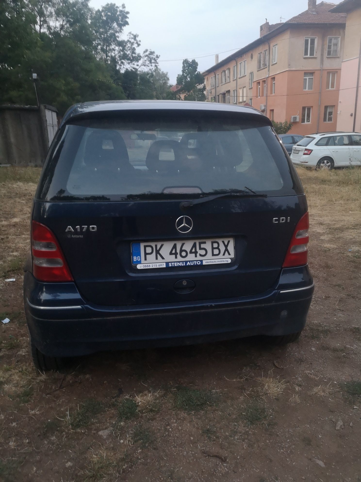 Продавам Мерцедес А170 Д.