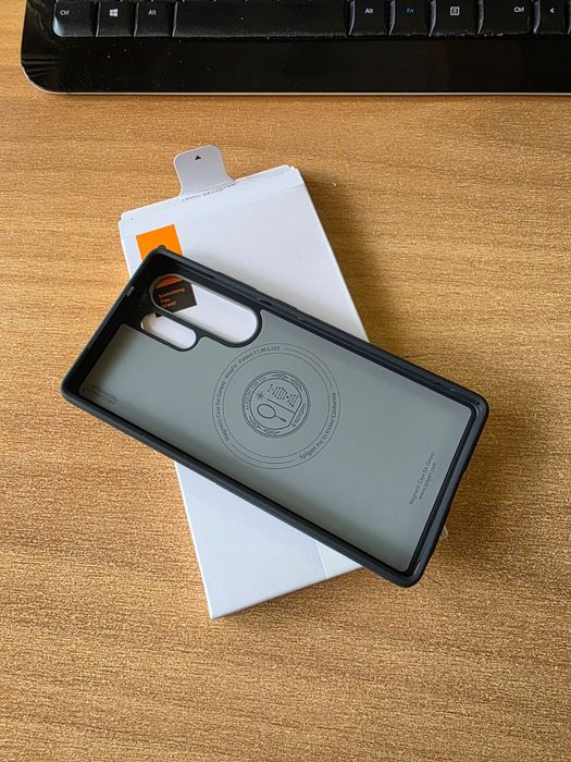 Husa Spigen Nano Pop MagSafe Samsung Galaxy S25 Ultra Negru