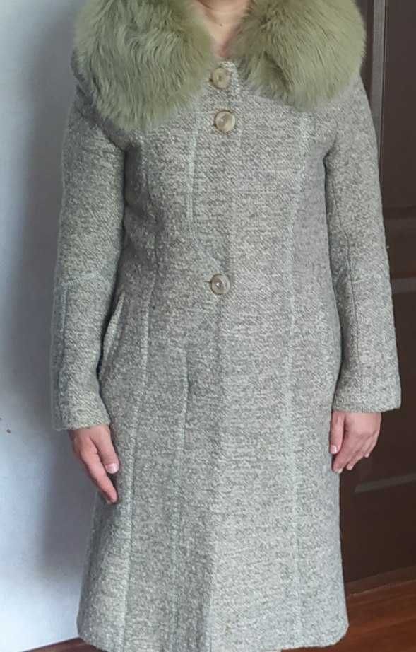 Продаётся пальто
