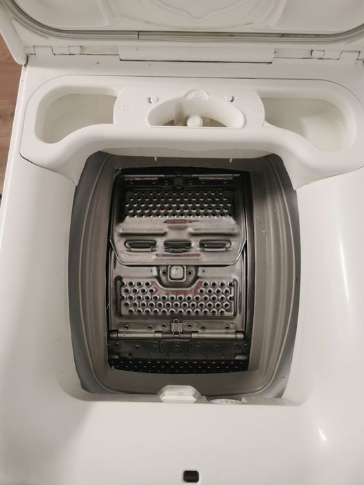 Masina de spalat verticala - Electrolux - defecta (motor funcțional)