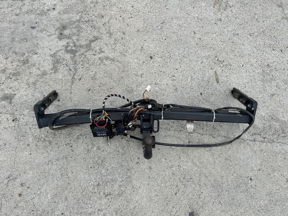 Теглич за Hyundai Tucson