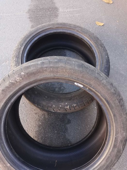 Vând 4 anvelope de vară runflat 225 45 17