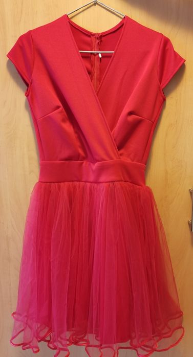 Rochiță roșie, mărimea M