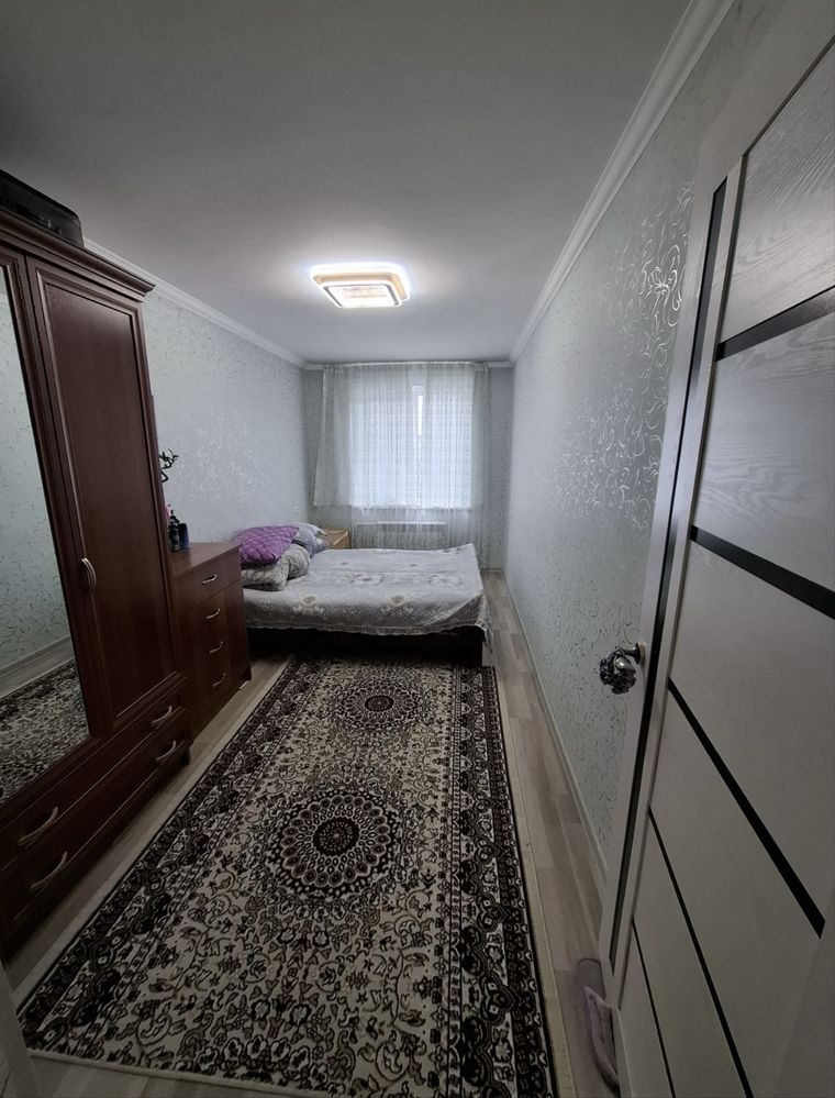 Мирзоулугбек продаеться квартира 2/5/5 55м2 СРОЧНО ориентир метро БИЙ