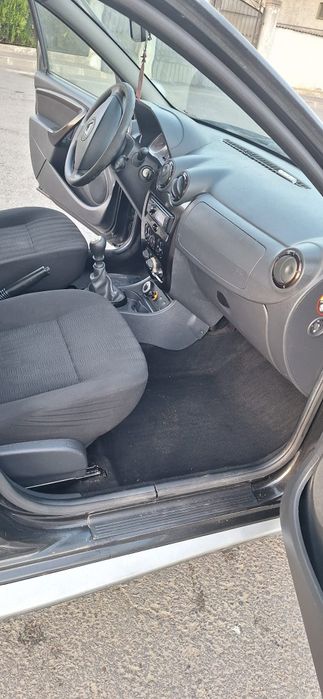 Dacia duster 4x4 an 2011