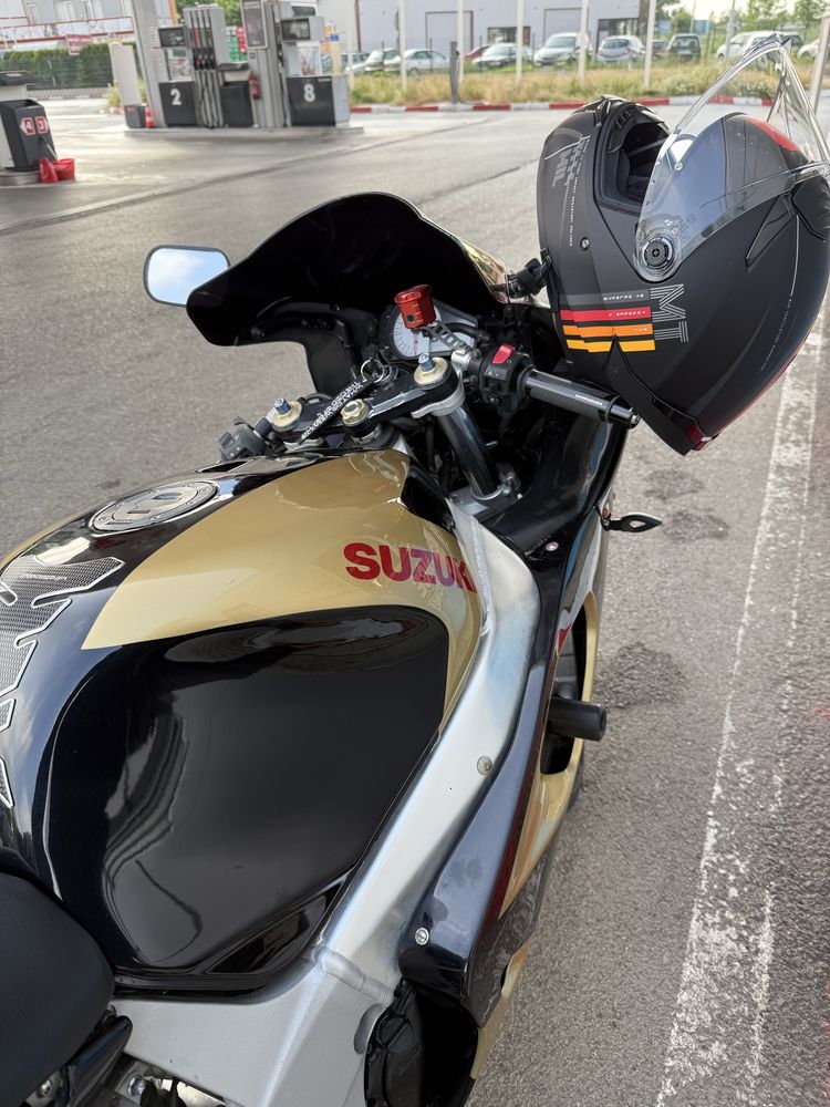 Suzuki gsxr 600 k3