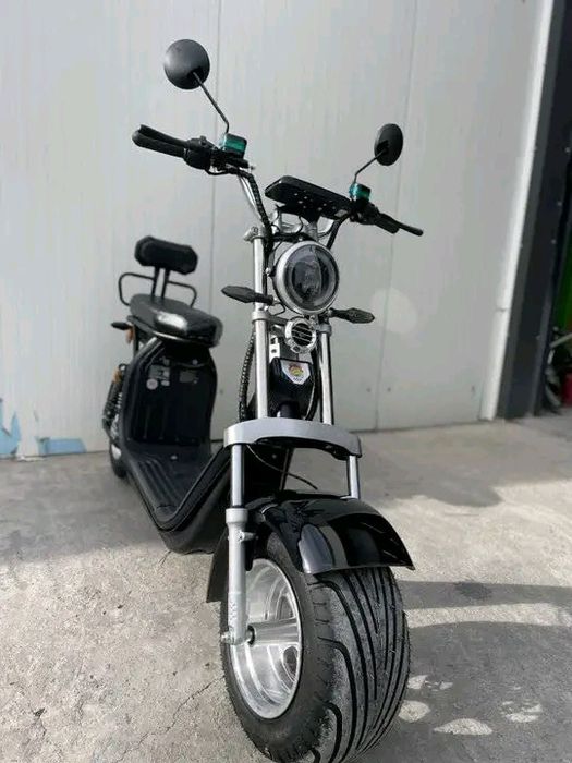 Scutere electrice cu cartila