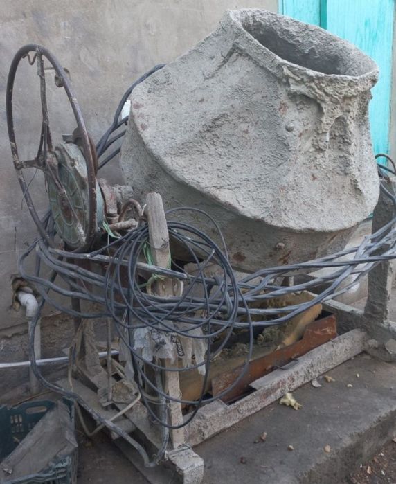 Производственная бетономешалка